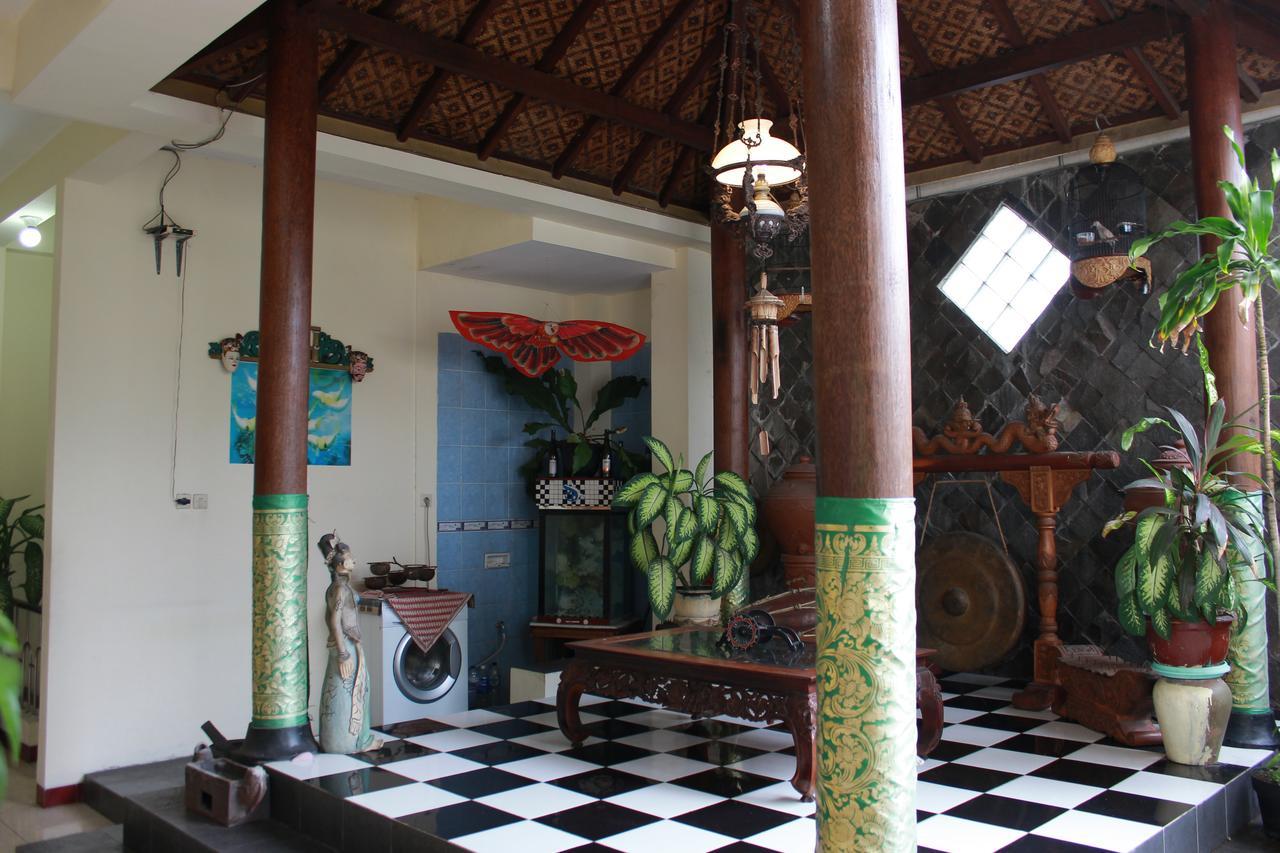 La Javanaise Home Stay Malioboro Yogyakarta Exterior foto