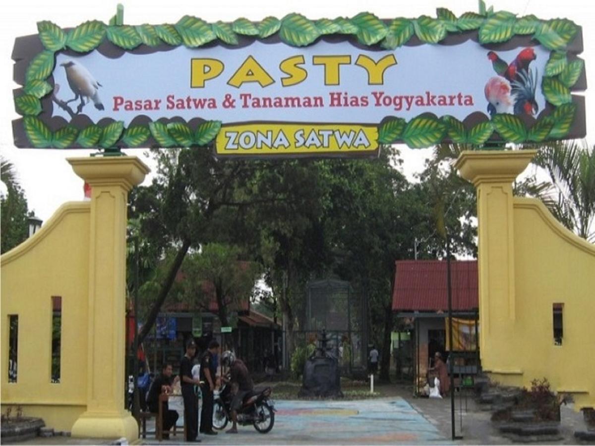La Javanaise Home Stay Malioboro Yogyakarta Exterior foto